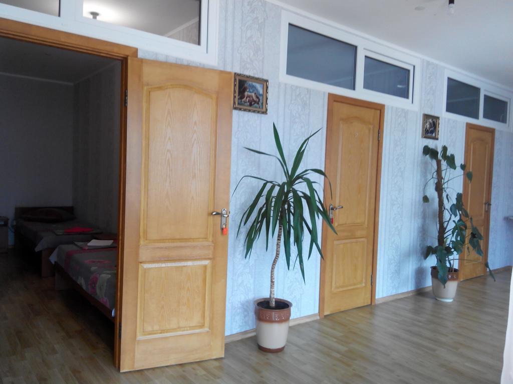 Hostel Classic Herson Exterior foto